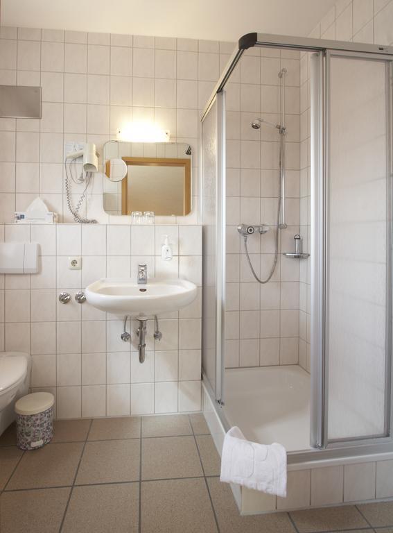 Cölbe Hotel Company מראה חיצוני תמונה