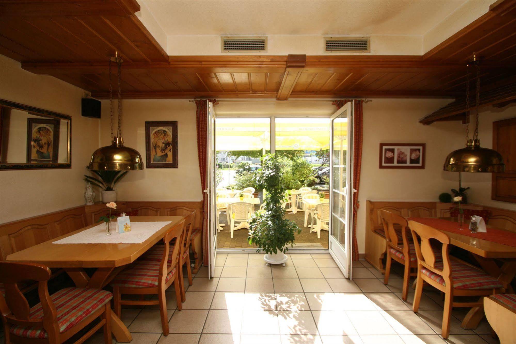 Cölbe Hotel Company מראה חיצוני תמונה