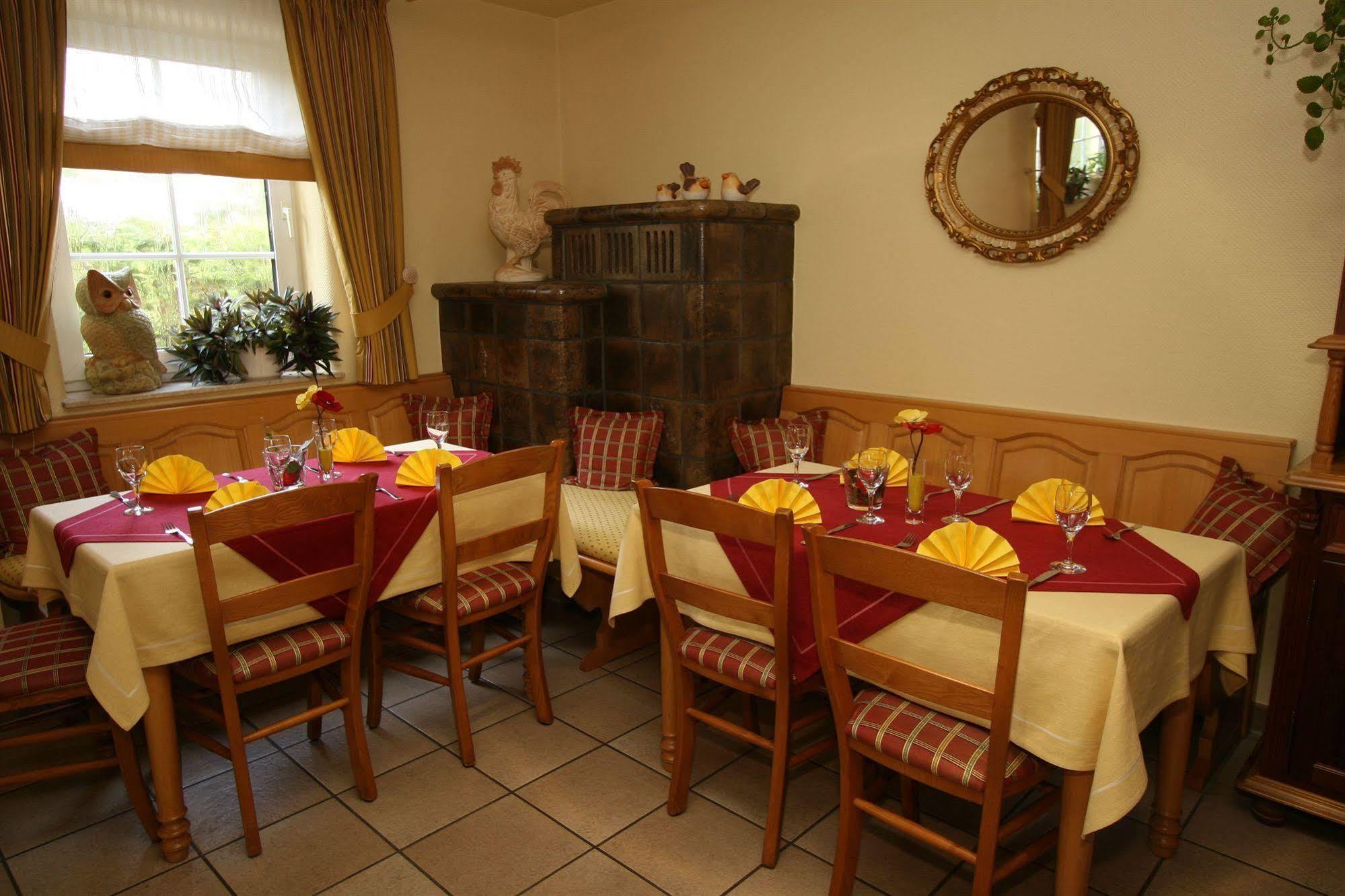 Cölbe Hotel Company מראה חיצוני תמונה