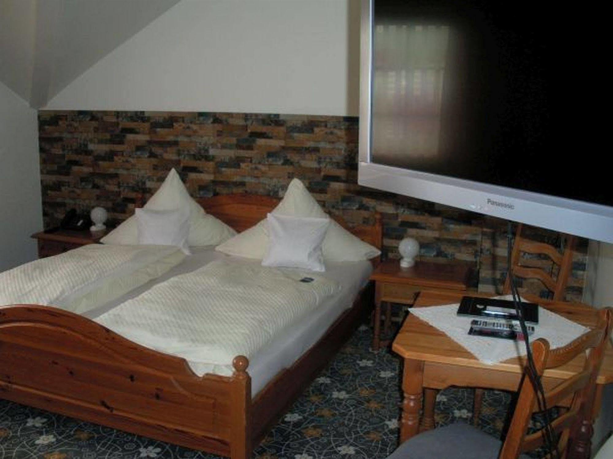 Cölbe Hotel Company מראה חיצוני תמונה