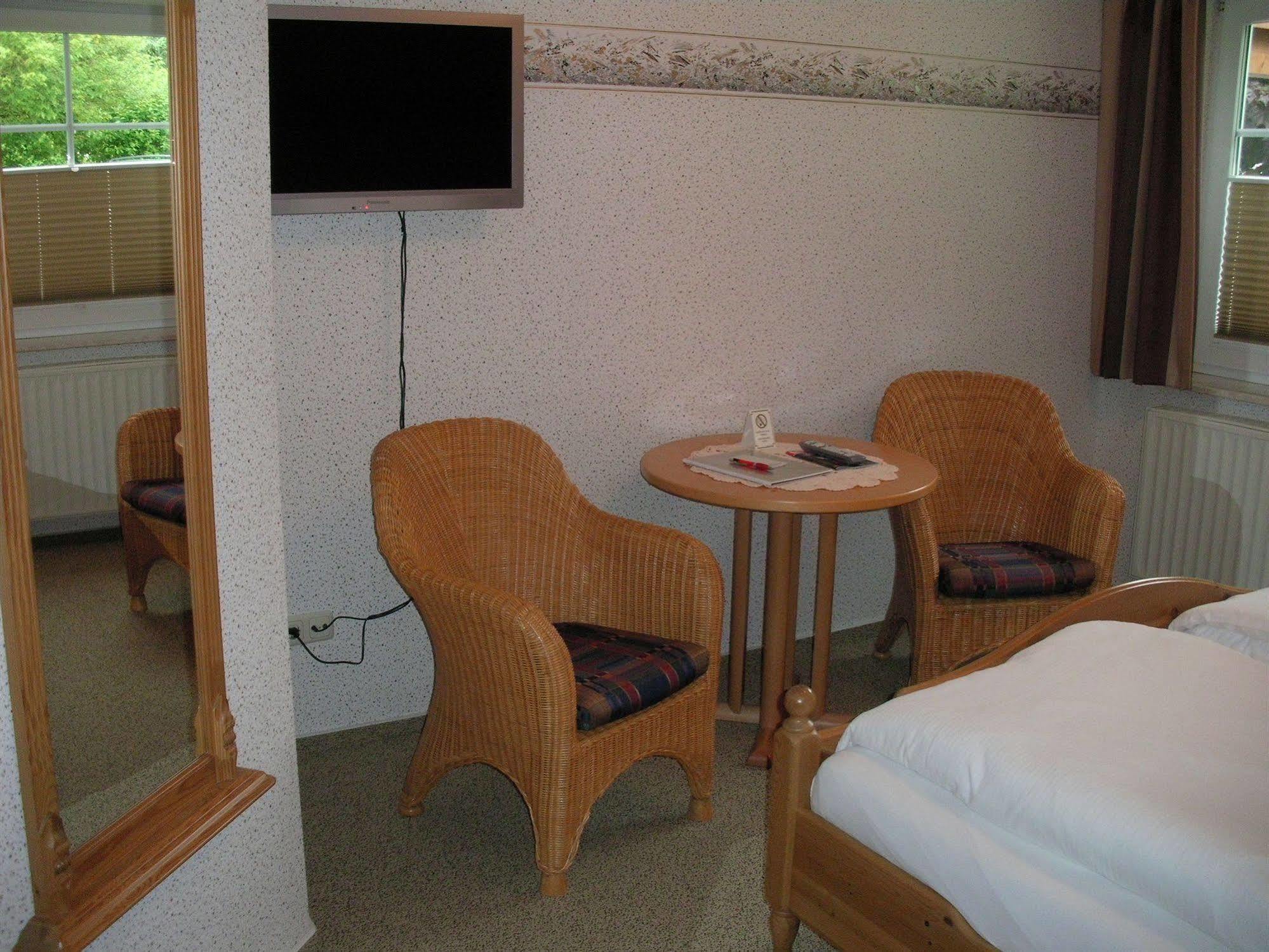 Cölbe Hotel Company מראה חיצוני תמונה