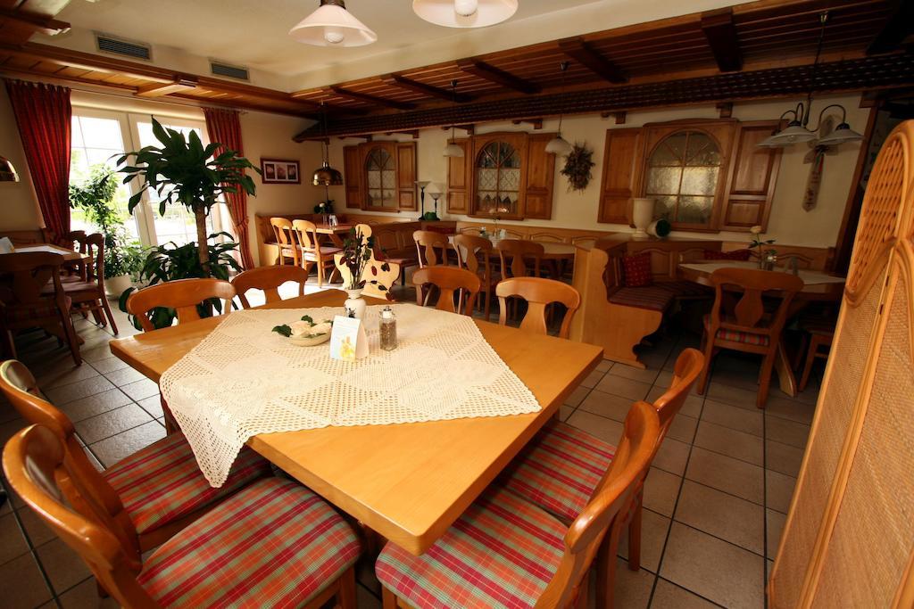 Cölbe Hotel Company מראה חיצוני תמונה